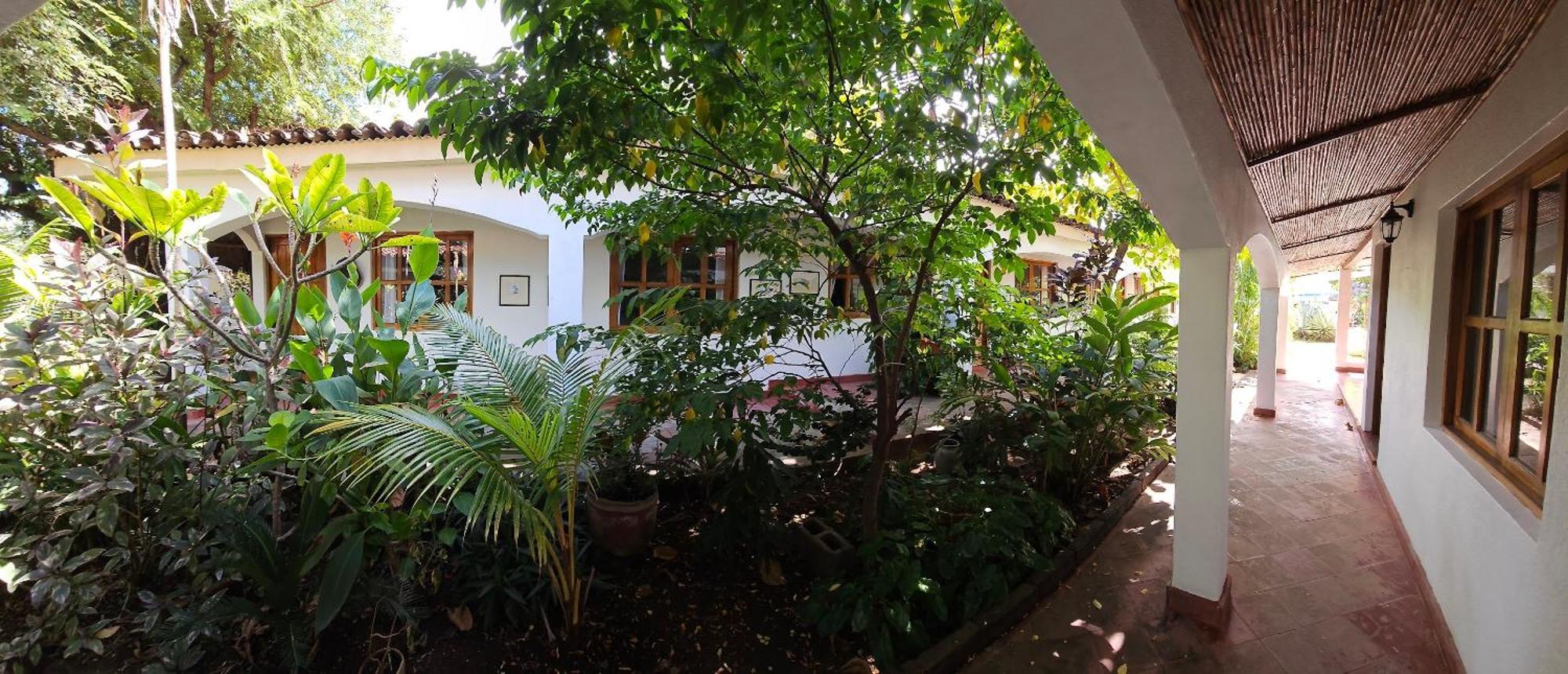 Hotel Tranquilo Las Penitas Exterior photo